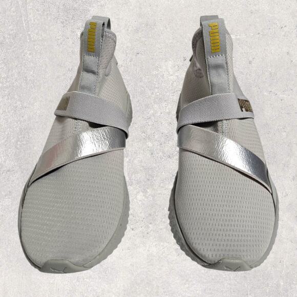 PUMA Women's Defy Metallic Slip On Sneakers - Size 7.5 - Picture 1 of 4